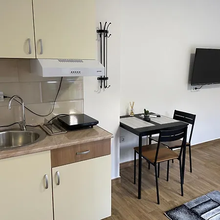 Park Apartment